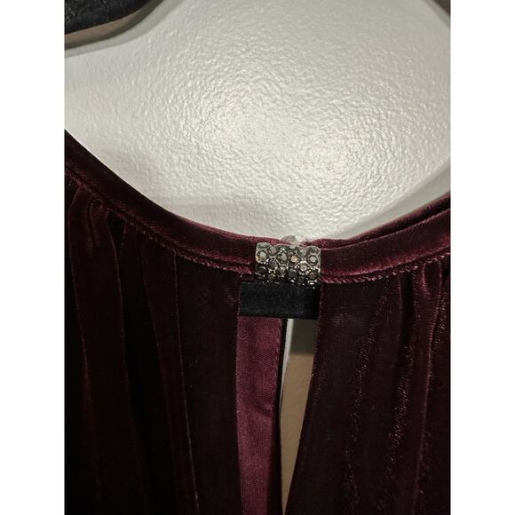 OLEG CASSINI Velvet Gown Sheath Dress Wine Embellished Keyhole Size18 Sleeveless - Picture 4 of 10